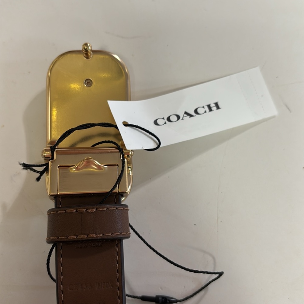 NWT Authentic Coach belt - Picture 4 of 4